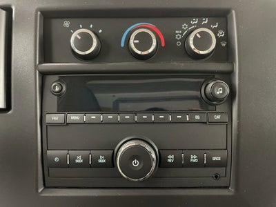 2025 Chevrolet Express Cutaway 3500 1WT