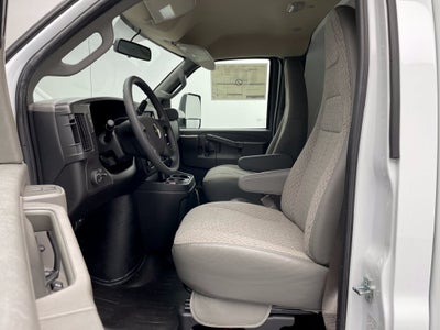 2026 Chevrolet Express Cutaway 3500 1WT
