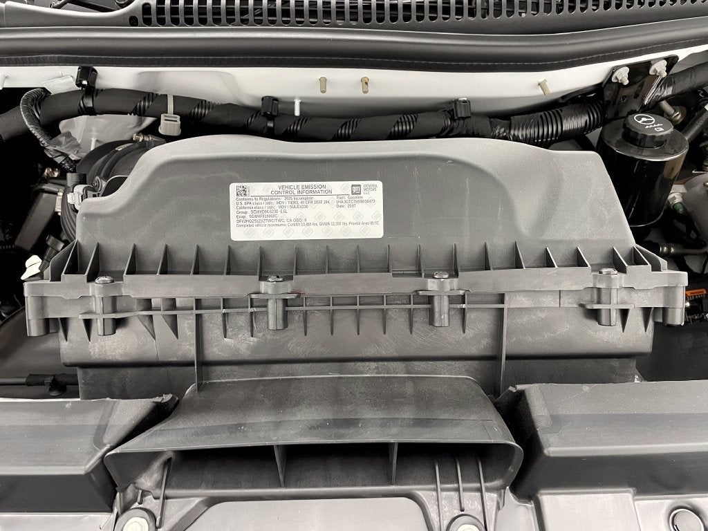 2026 Chevrolet Express Cutaway 3500 1WT