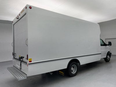 2026 Chevrolet Express Cutaway 3500 1WT