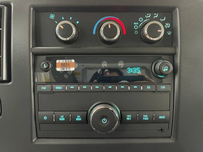 2026 Chevrolet Express Cutaway 3500 1WT
