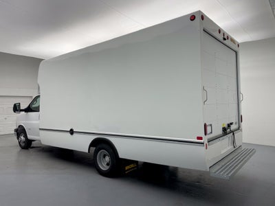 2026 Chevrolet Express Cutaway 3500 1WT