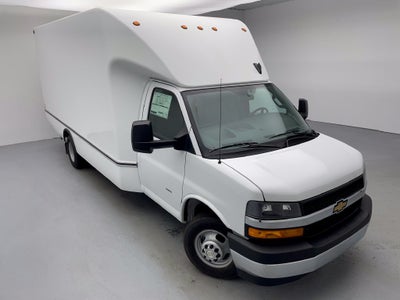 2026 Chevrolet Express Cutaway 3500 1WT