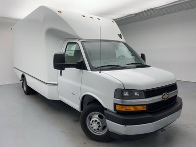 2025 Chevrolet Express Cutaway 3500 1WT