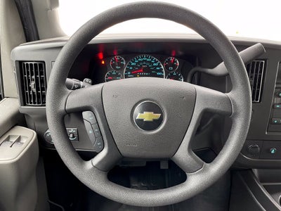 2026 Chevrolet Express Cutaway 3500 1WT