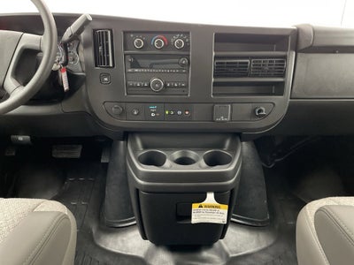 2025 Chevrolet Express Cutaway 3500 1WT