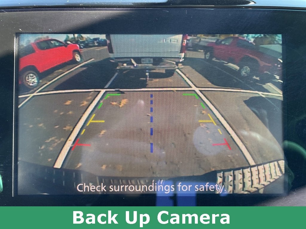 2024 Nissan TITAN Crew Cab SV 4x4