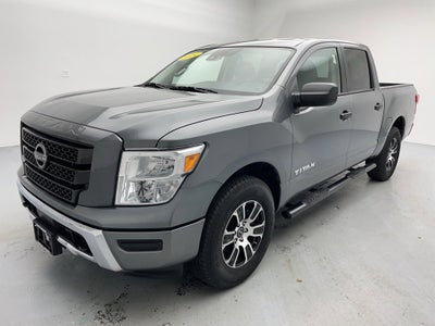 2024 Nissan TITAN Crew Cab SV 4x4