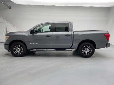 2024 Nissan TITAN Crew Cab SV 4x4