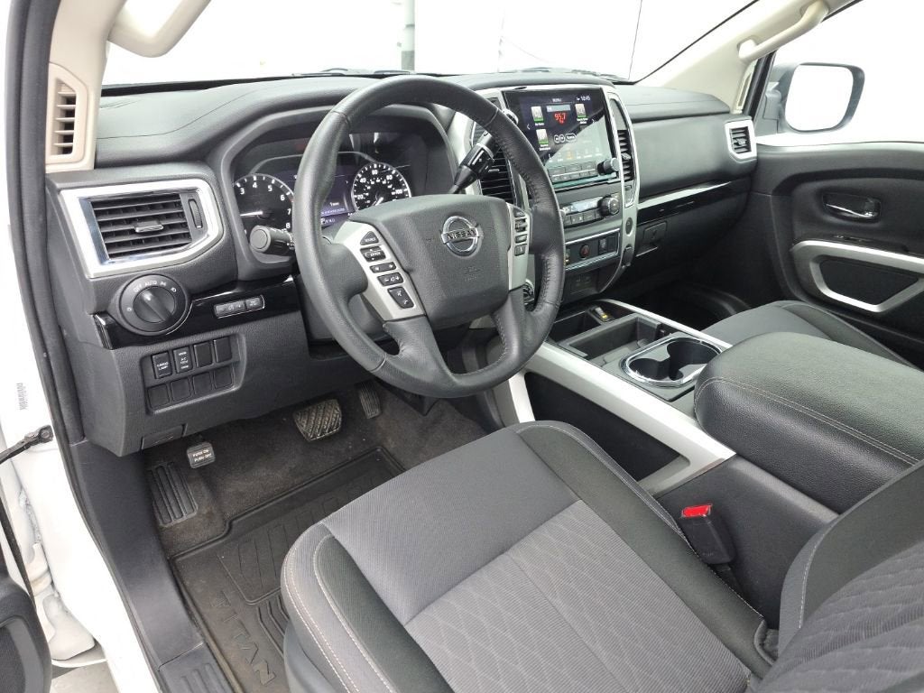 2021 Nissan TITAN Crew Cab SV 4x4