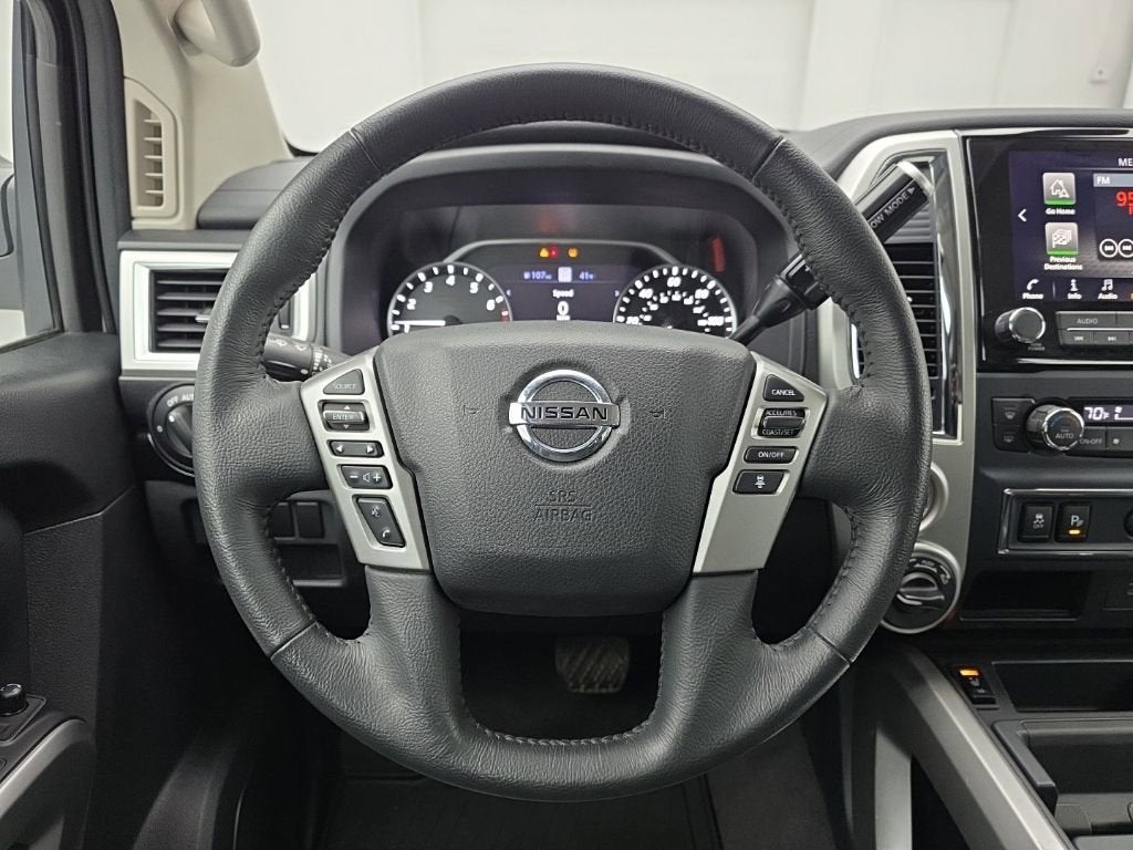2021 Nissan TITAN Crew Cab SV 4x4