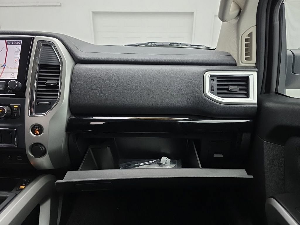 2021 Nissan TITAN Crew Cab SV 4x4