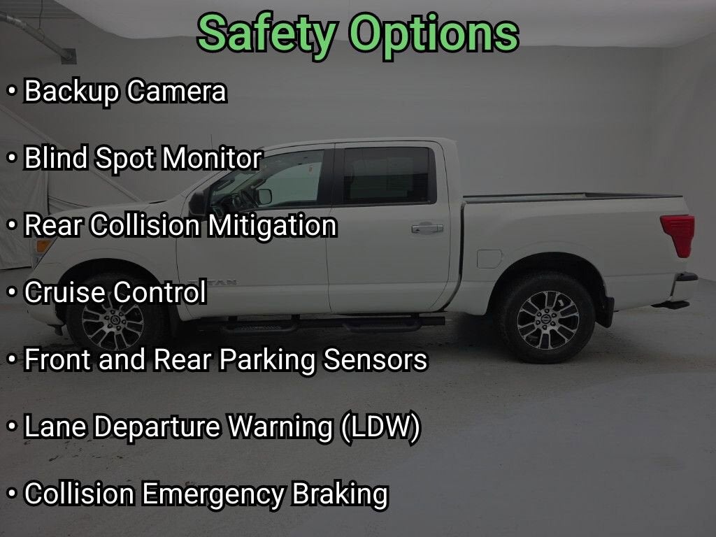 2021 Nissan TITAN Crew Cab SV 4x4