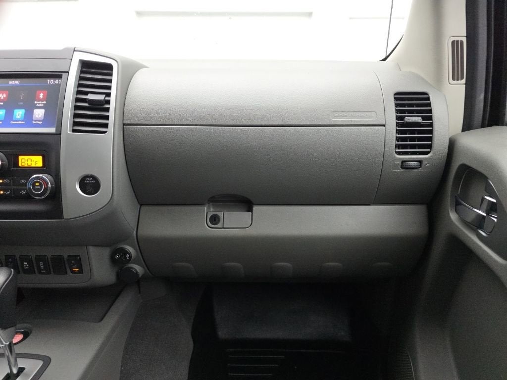 2021 Nissan Frontier Crew Cab SV 4x4