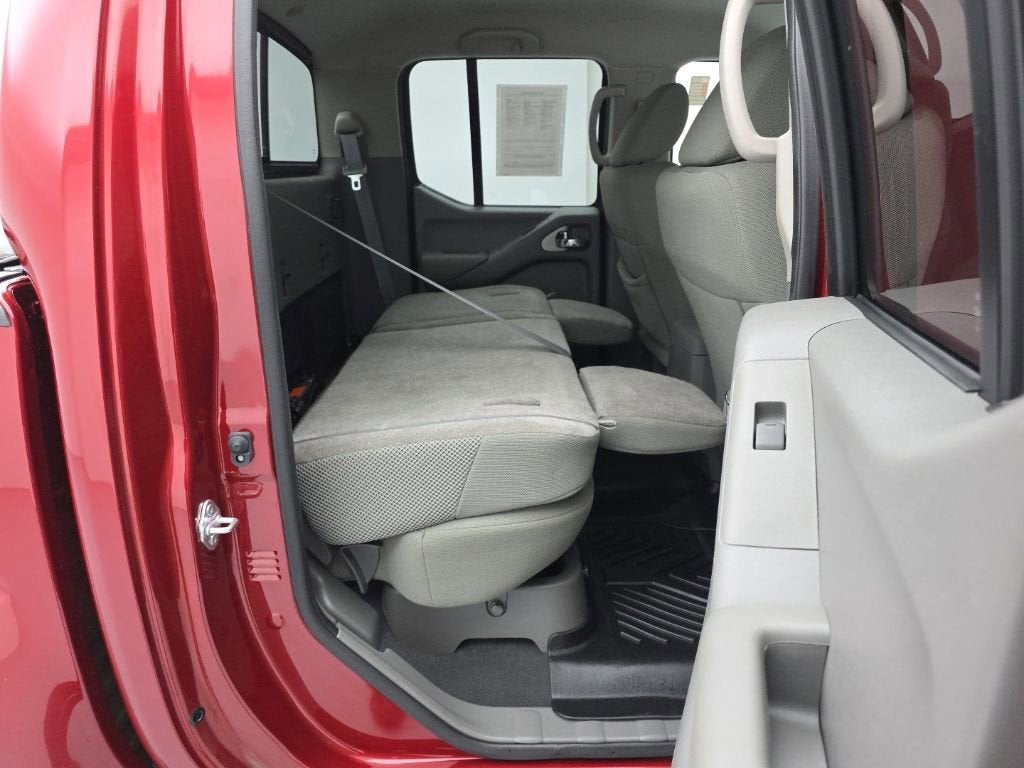 2021 Nissan Frontier Crew Cab SV 4x4