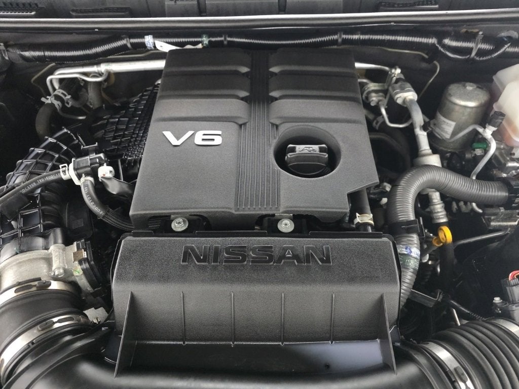 2023 Nissan Frontier Crew Cab PRO-4X 4x4