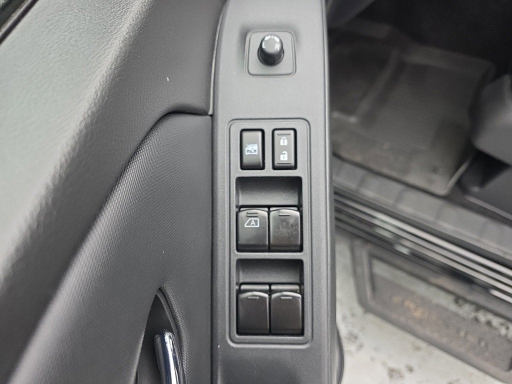 2023 Nissan Frontier Crew Cab PRO-4X 4x4