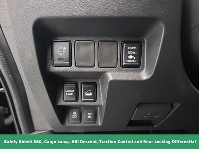 2023 Nissan Frontier Crew Cab PRO-4X 4x4