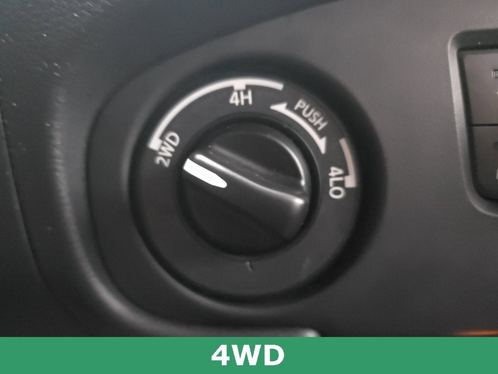 2023 Nissan Frontier Crew Cab PRO-4X 4x4