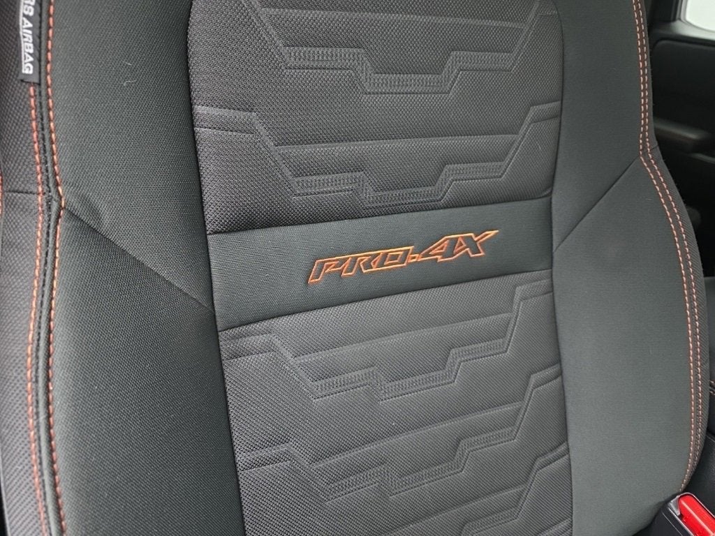 2023 Nissan Frontier Crew Cab PRO-4X 4x4