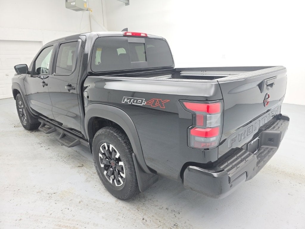 2023 Nissan Frontier Crew Cab PRO-4X 4x4