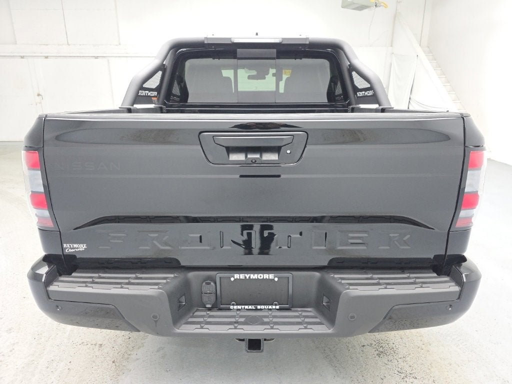 2024 Nissan Frontier Crew Cab SV 4x4