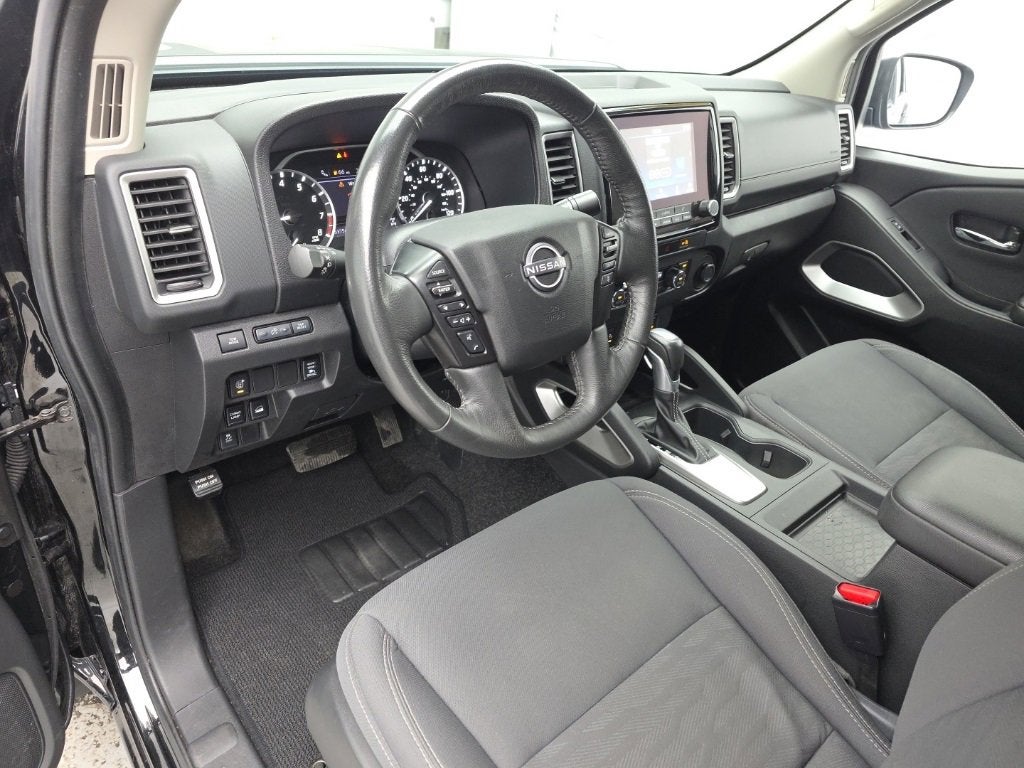2024 Nissan Frontier Crew Cab SV 4x4