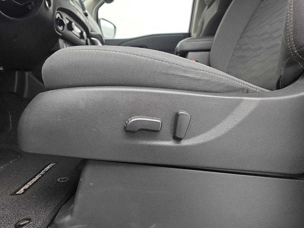 2024 Nissan Frontier Crew Cab SV 4x4