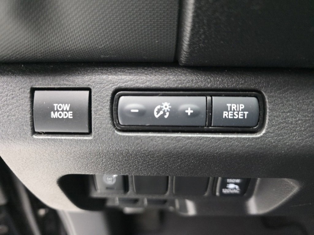 2024 Nissan Frontier Crew Cab SV 4x4