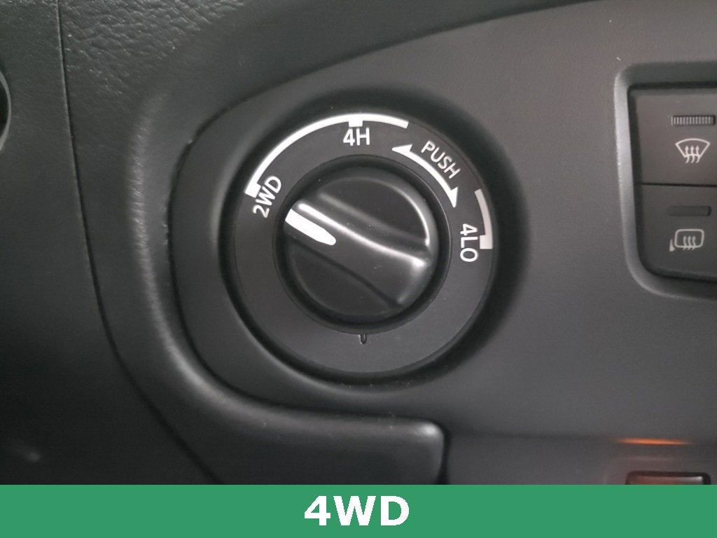 2024 Nissan Frontier Crew Cab SV 4x4