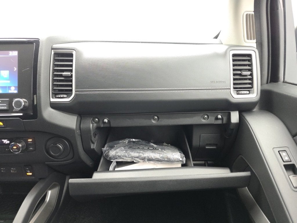 2024 Nissan Frontier Crew Cab SV 4x4