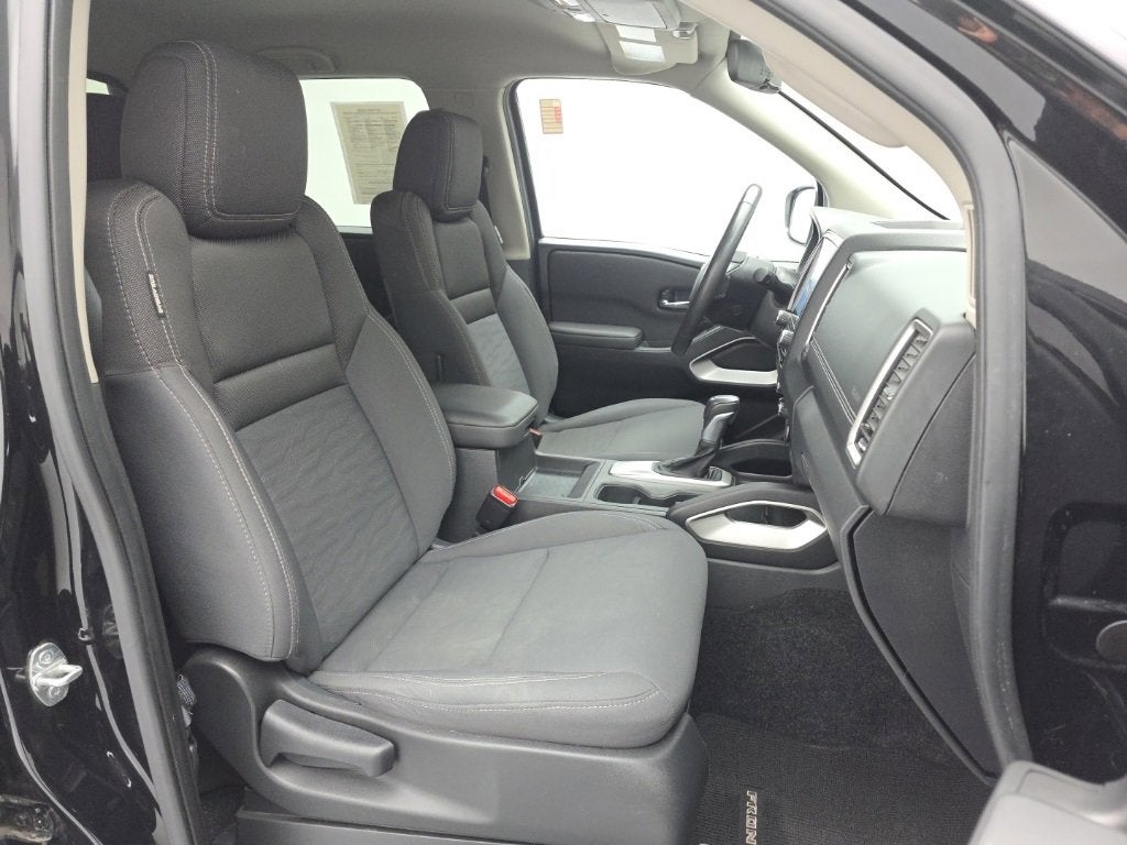 2024 Nissan Frontier Crew Cab SV 4x4