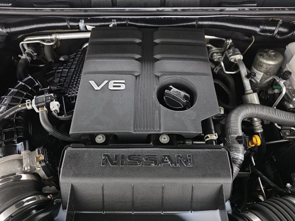 2023 Nissan Frontier Crew Cab PRO-4X 4x4