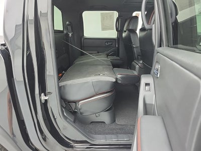 2023 Nissan Frontier Crew Cab PRO-4X 4x4