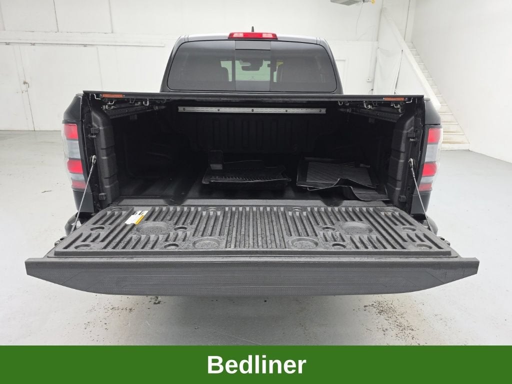 2023 Nissan Frontier Crew Cab PRO-4X 4x4