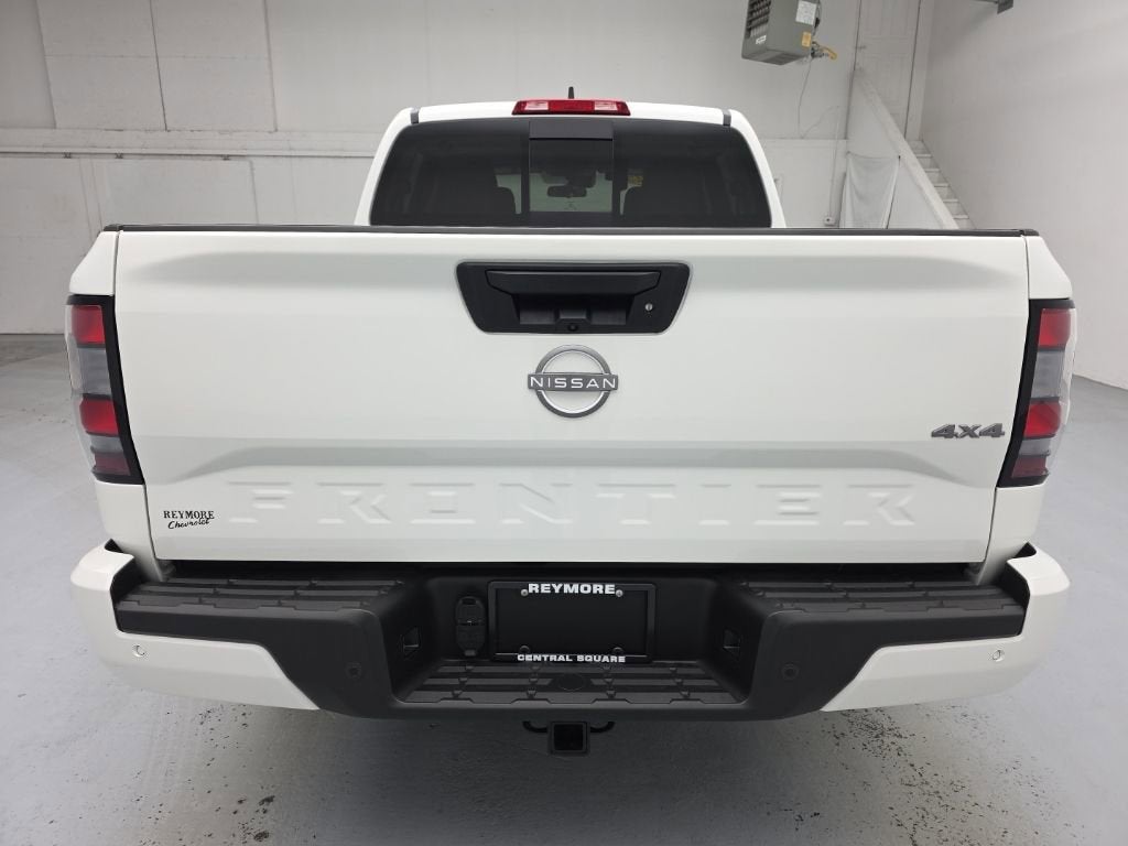 2025 Nissan Frontier Crew Cab SV 4x4