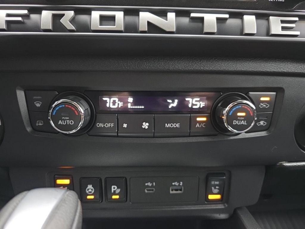 2025 Nissan Frontier Crew Cab SV 4x4