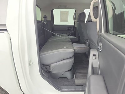 2025 Nissan Frontier Crew Cab SV 4x4