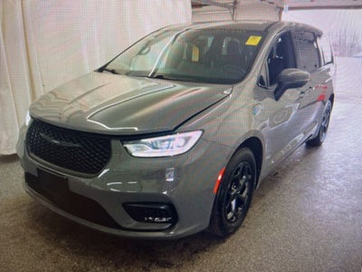 2023 Chrysler Pacifica Hybrid Touring L