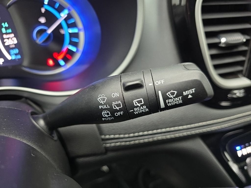 2023 Chrysler Pacifica Hybrid Touring L