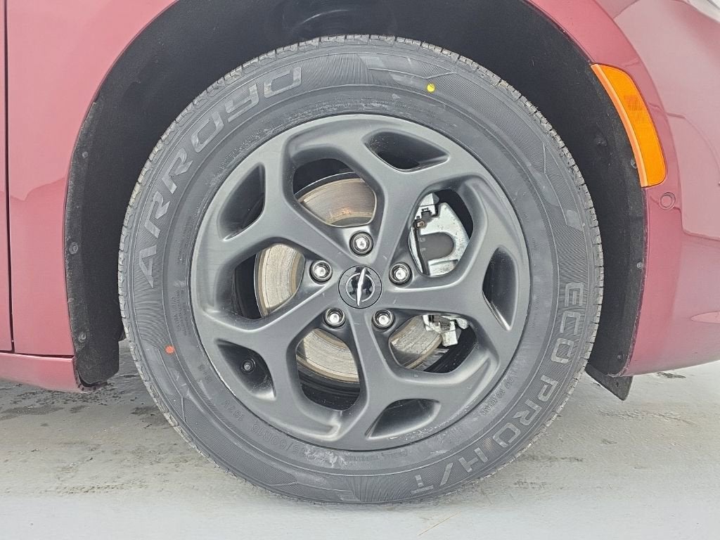 2023 Chrysler Pacifica Hybrid Touring L