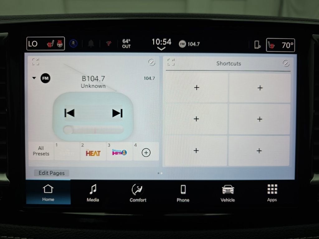 2025 Chrysler Pacifica Select
