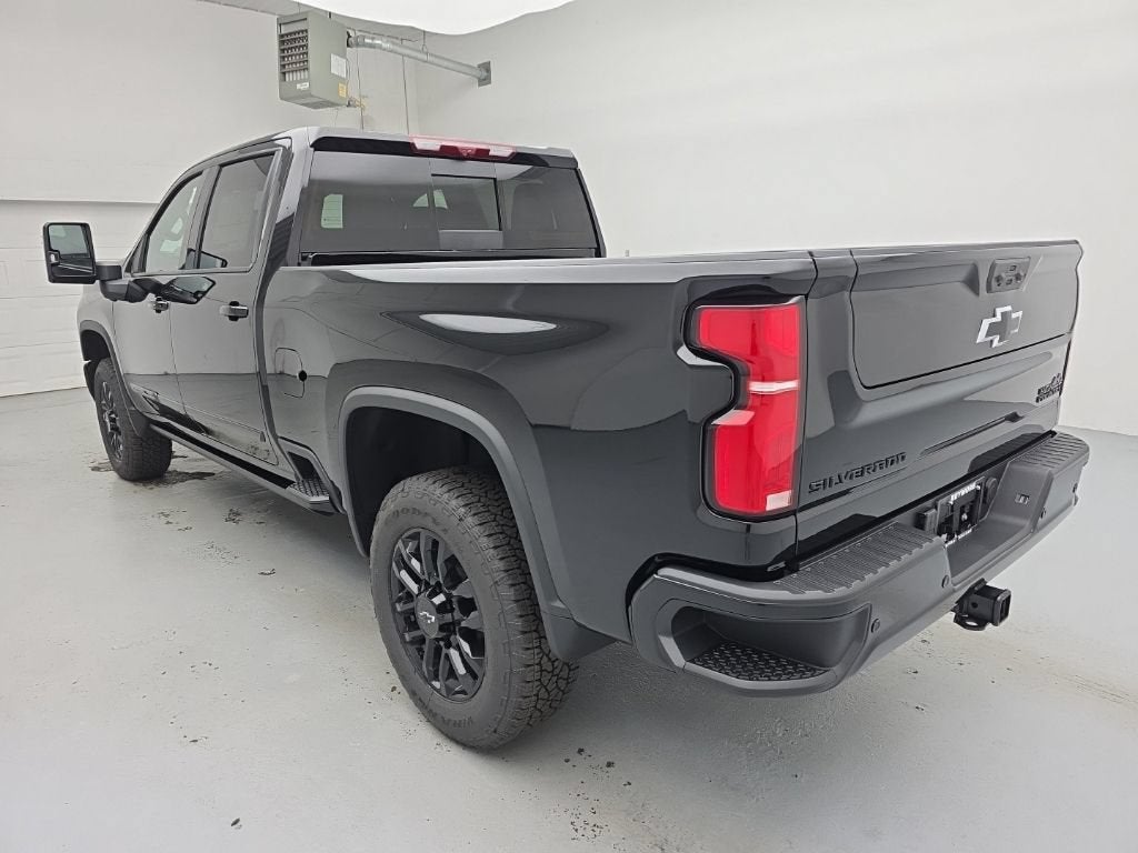 2026 Chevrolet Silverado 3500HD High Country - Photo 6