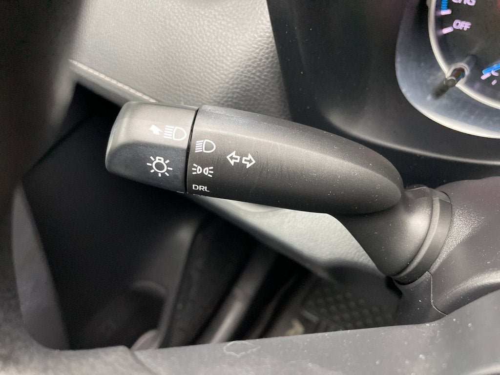 2020 Toyota RAV4 Hybrid LE