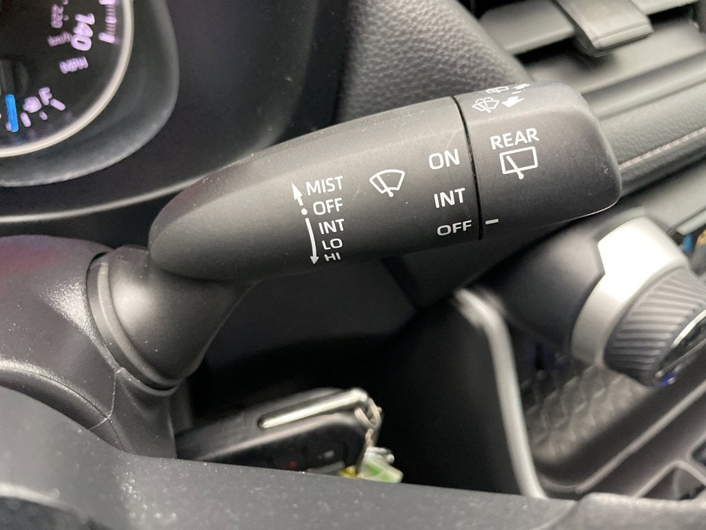 2020 Toyota RAV4 Hybrid LE