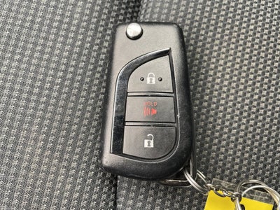 2020 Toyota RAV4 Hybrid LE