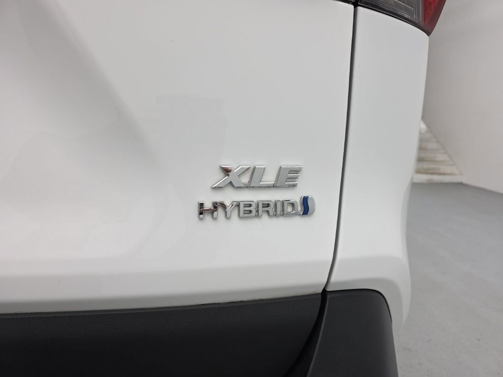 2023 Toyota RAV4 Hybrid XLE
