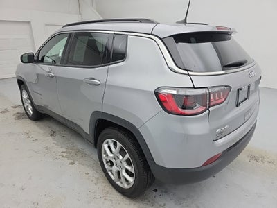 2023 Jeep Compass Latitude Lux FWD