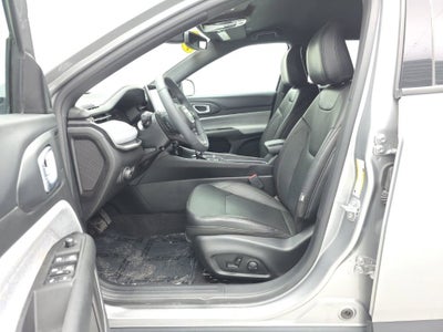 2023 Jeep Compass Latitude Lux FWD