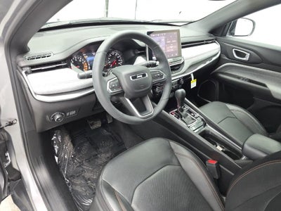 2023 Jeep Compass Latitude Lux FWD